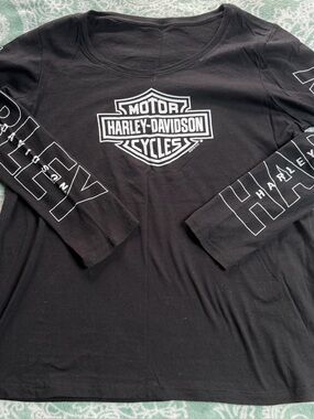 Harley-Davidson Black Long Sleeve Tee with White Bar & Shield Logo